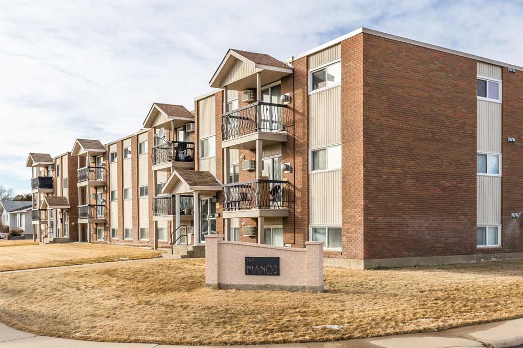 Second View of 22, 398 16 Street NE, Northeast Crescent Heights, Medicine Hat, Alberta, T1A 7L9