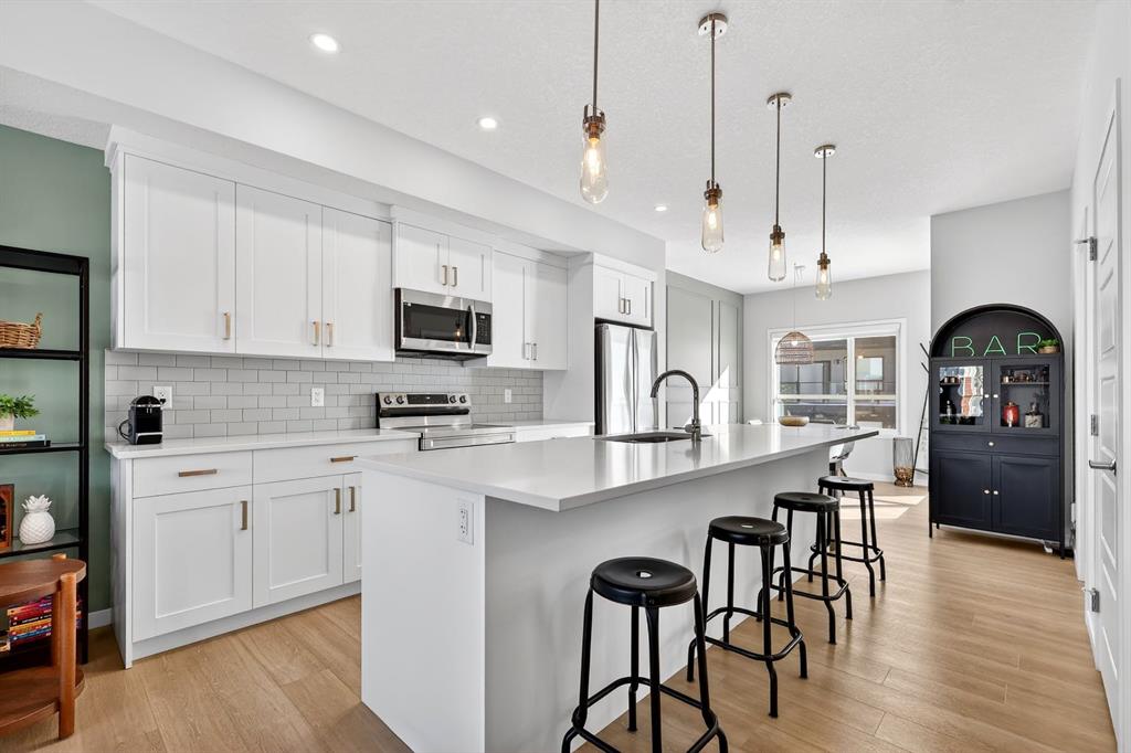 54 Cranbrook Gardens SE, A2287088, Alberta,