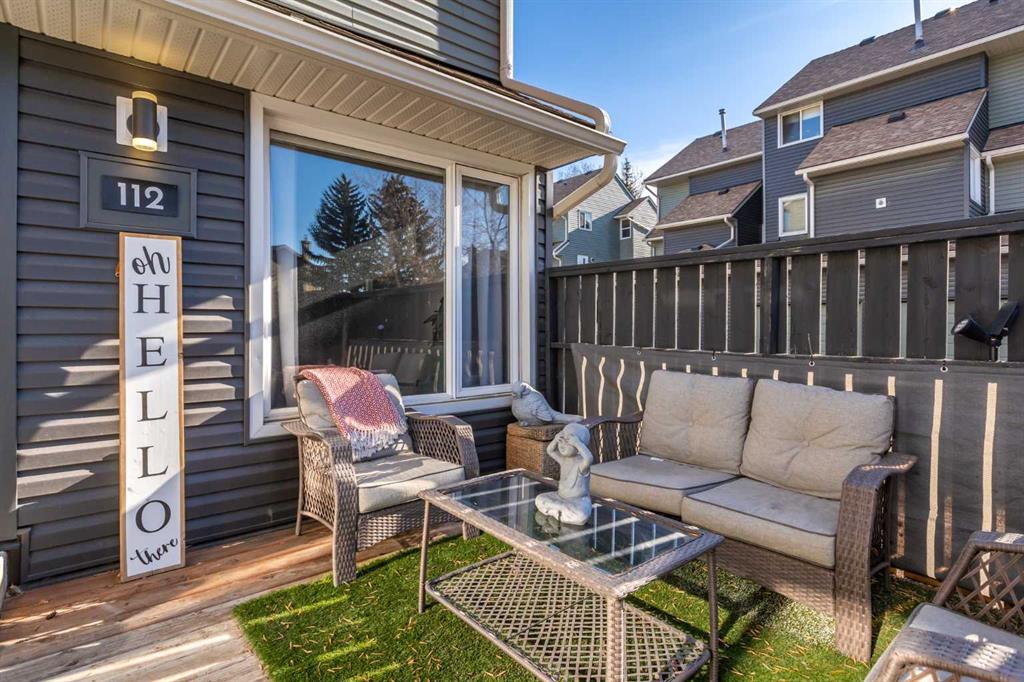 Third View of 112, 25 Glamis Green SW, Glamorgan, Calgary, Alberta, T3E 6V1