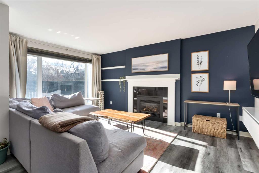 Fourth View of 112, 25 Glamis Green SW, Glamorgan, Calgary, Alberta, T3E 6V1