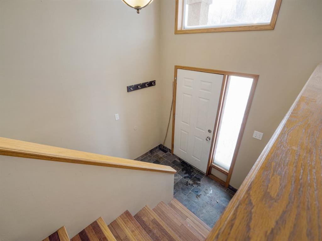 Fifth View of 22 Assiniboia Road W, Indian Battle Heights, Lethbridge, Alberta, T1K 6Z1