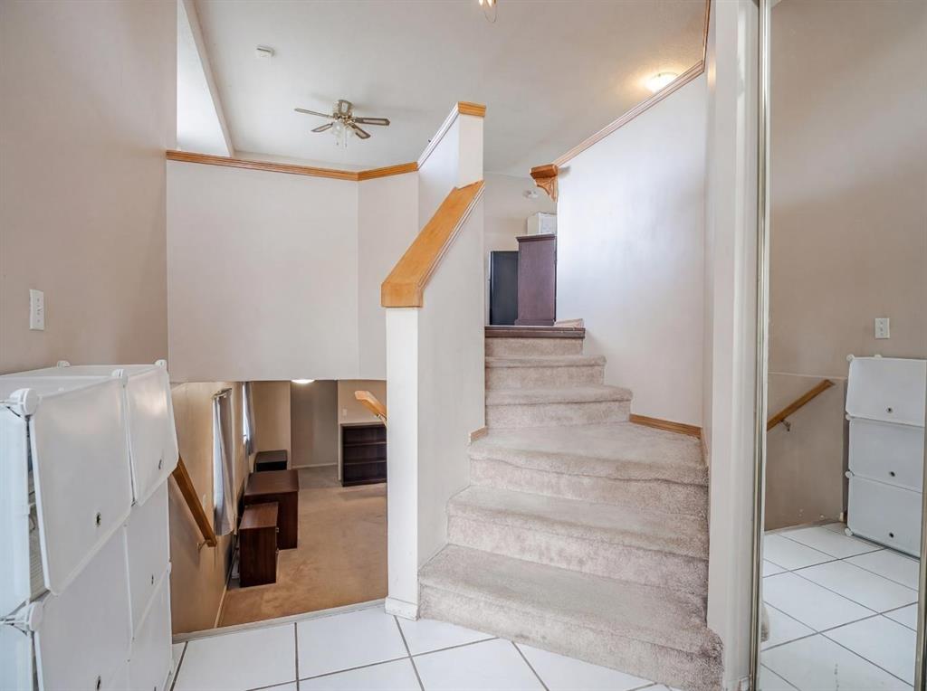 Fifth View of 206 Saratoga Close NE, Monterey Park, Calgary, Alberta, T1Y 7A1