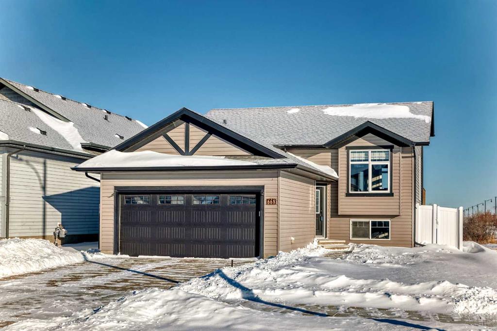 668 Robinson Avenue , A2287223, Alberta,