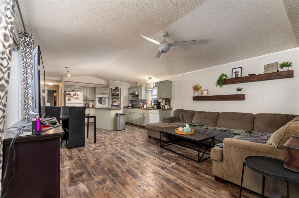 Third View of 3312 43A Avenue , Aurora, Lloydminster, Saskatchewan, S9V2E5