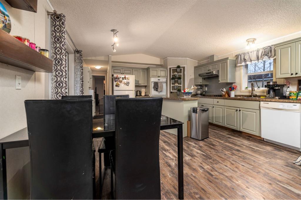 Fifth View of 3312 43A Avenue , Aurora, Lloydminster, Saskatchewan, S9V2E5