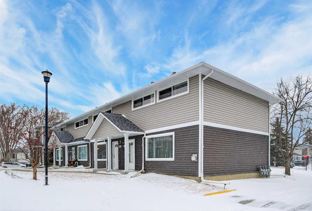 Fourth View of 353 Regal Park NE, Renfrew, Calgary, Alberta, T2E 0S6