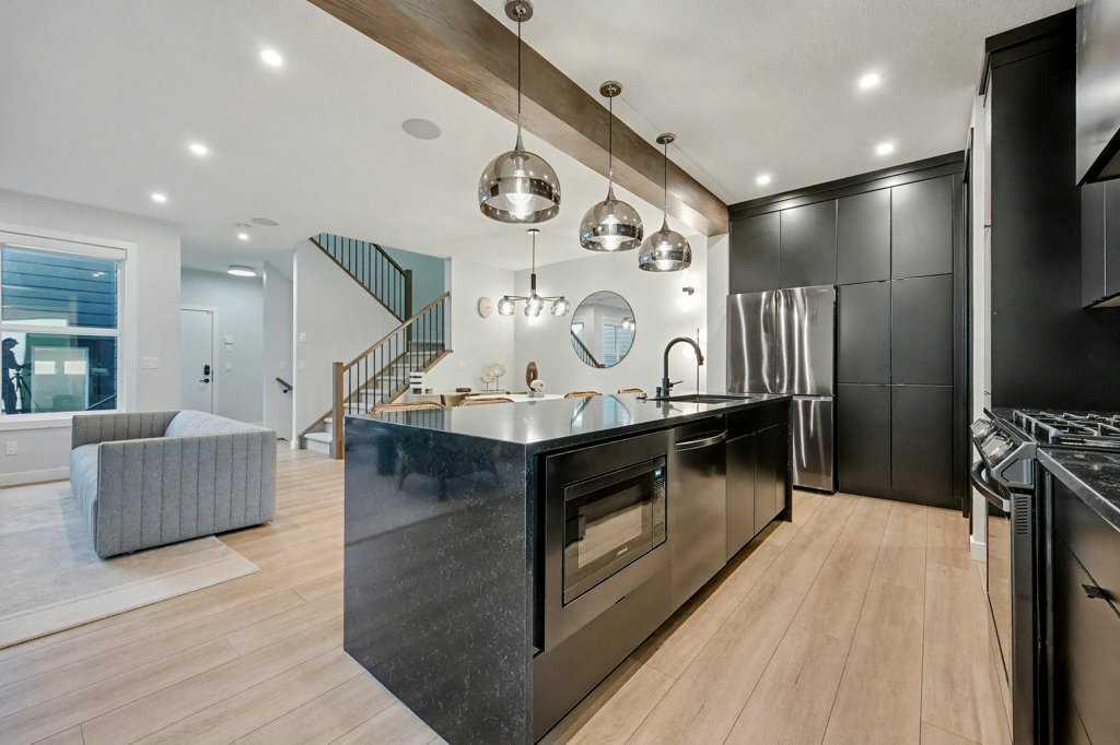 Fourth View of 123 Treeline View SW, Alpine Park, Calgary, Alberta, T2Y0V4