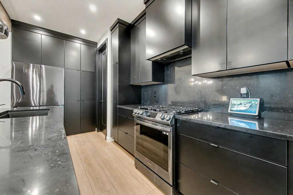 Fifth View of 123 Treeline View SW, Alpine Park, Calgary, Alberta, T2Y0V4