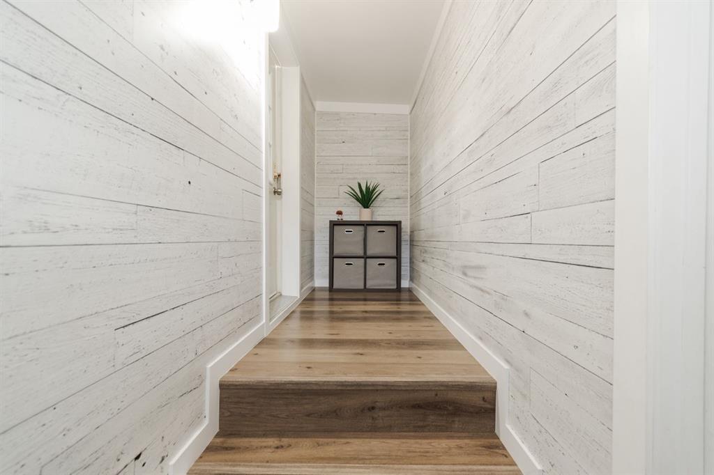 Fifth View of 152 Harpe Way , Timberlea, Fort McMurray, Alberta, T9K 2K6