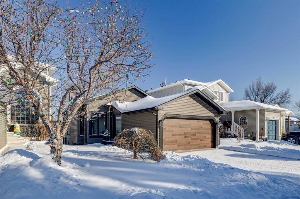 Second View of 10 Somerside Manor SW, Somerset, Calgary, Alberta, T2Y 3G5