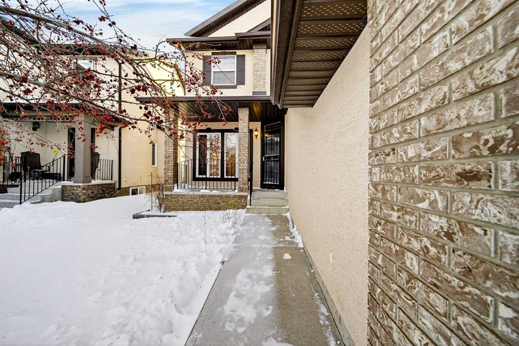 Fifth View of 14 Springborough Crescent SW, Springbank Hill, Calgary, Alberta, T3H 5M5