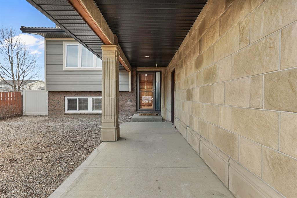 Fourth View of 13 Rice Bay SE, Ross Glen, Medicine Hat, Alberta, T1B 3X2