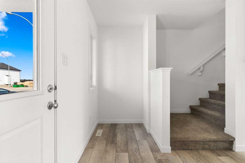 Third View of 115 Montane Link SE, Montrose, High River, Alberta, T1V 0K8