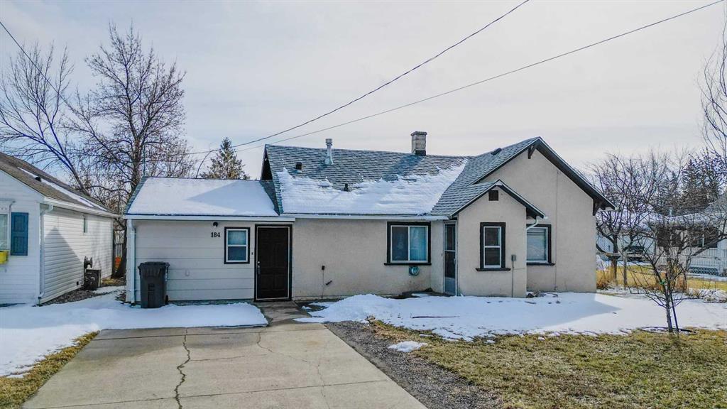 Second View of 184 W 100 S  , NONE, Raymond, Alberta, T0K 2S0