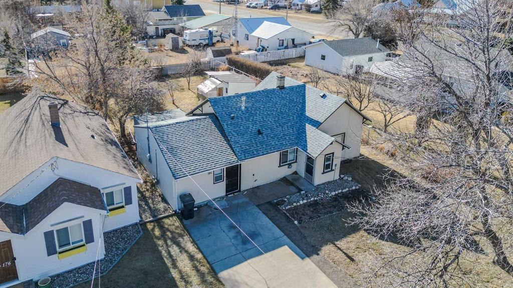 Fourth View of 184 W 100 S  , NONE, Raymond, Alberta, T0K 2S0