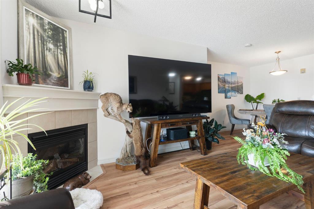 Fifth View of 301, 128 Centre Avenue , East End, Cochrane, Alberta, T4C 1Z4