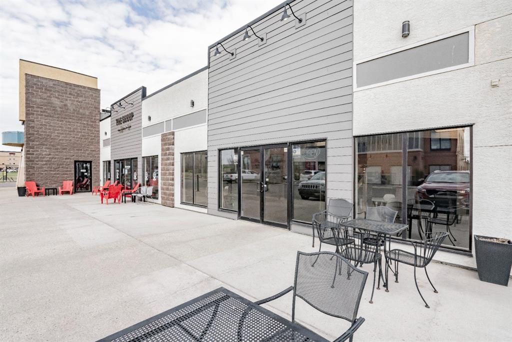 103, 10635 West Side Drive , A2287568, Alberta,