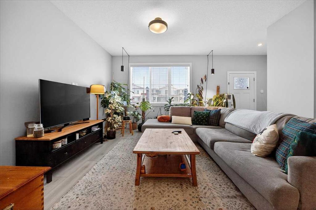 Fifth View of 170 Creekside Drive SW, Pine Creek, Calgary, Alberta, T2X 4A8