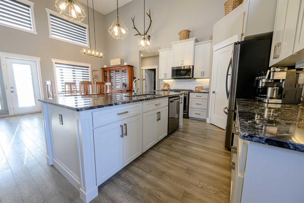 Fifth View of 10619 156 Avenue , NONE, Clairmont, Alberta, T8V4N7