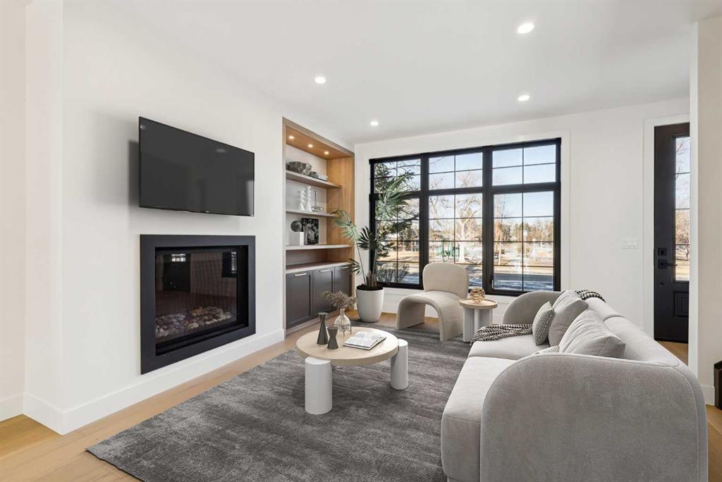 Fourth View of 607 29 Avenue NW, Mount Pleasant, Calgary, Alberta, T2M2M8