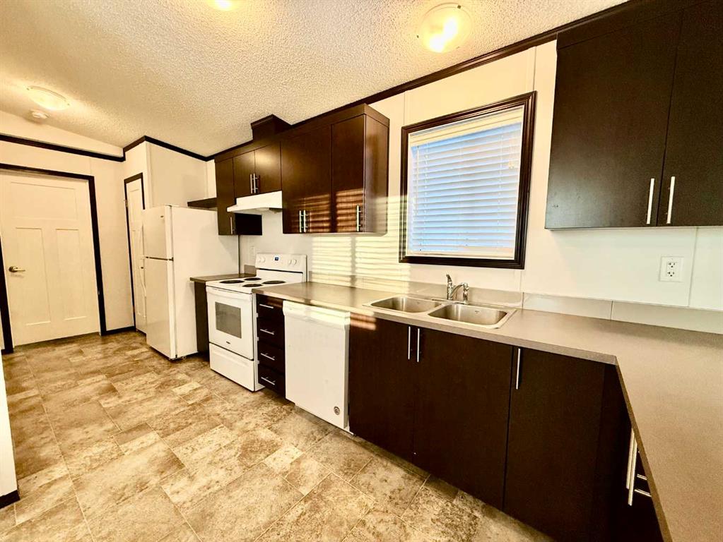 Fifth View of 26, 1609 14 Street , Wainwright, Wainwright, Alberta, T9W 1K4