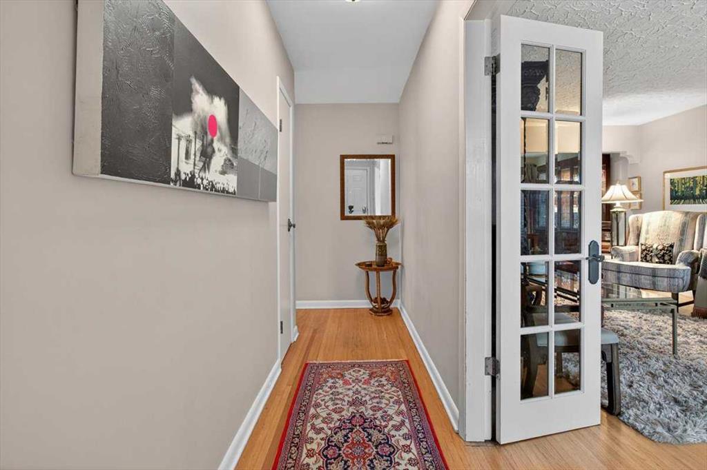 Fifth View of 2808 35 Street SW, Killarney/Glengarry, Calgary, Alberta, T3E 2Y5