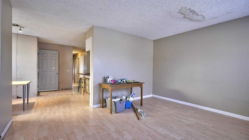 Fourth View of 7814 21 Street SE, Ogden, Calgary, Alberta, T2C 1Y7