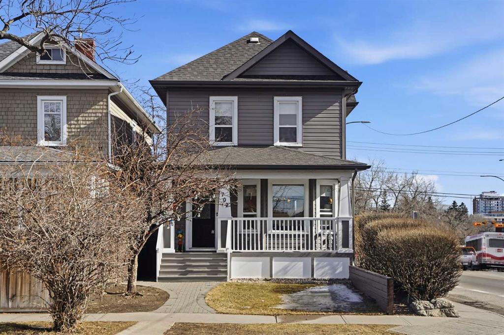 702 15 Street NW, A2287808, Alberta,