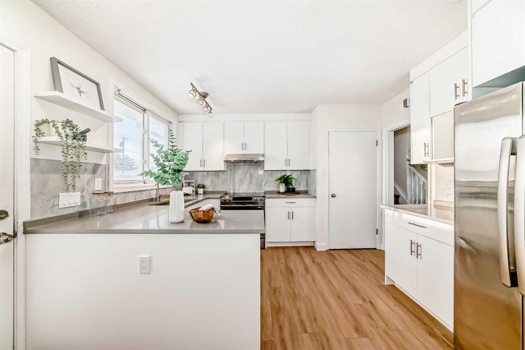 Fourth View of 5640 Travis Street NE, Thorncliffe, Calgary, Alberta, T2K3W2