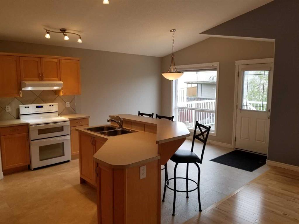 Third View of 8814 114 Avenue , Crystal Heights, Grande Prairie, Alberta, T8X 0A5