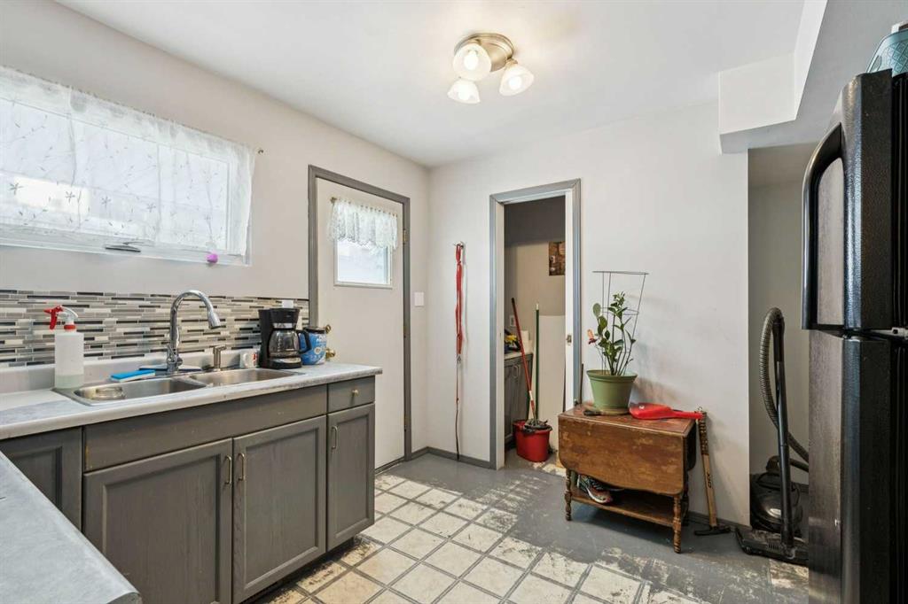 Fourth View of 619 Merrill Drive NE, Winston Heights/Mountview, Calgary, Alberta, T2E 8Y5