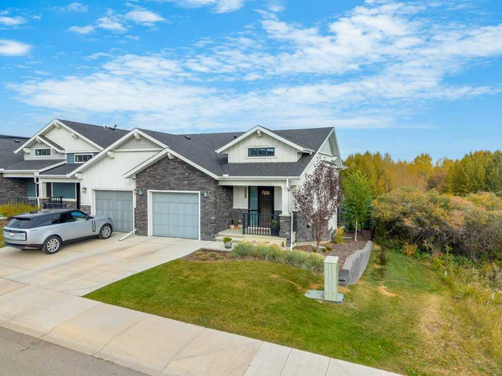 Third View of 12554 Crestmont Boulevard SW, Crestmont, Calgary, Alberta, T3B 6J5