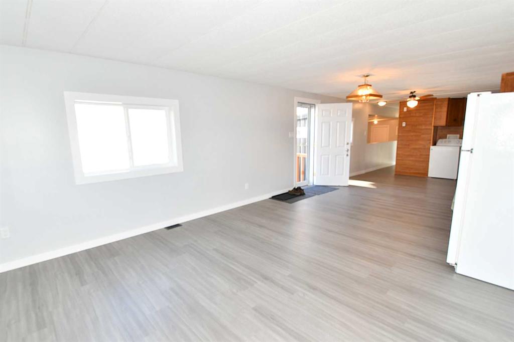 Third View of 24, 831 2 Avenue , NONE, Bassano, Alberta, T0J 0B0