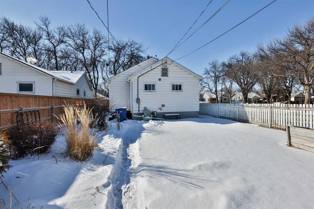 Fifth View of 431 12B Street N, Senator Buchanan, Lethbridge, Alberta, T1H2L3