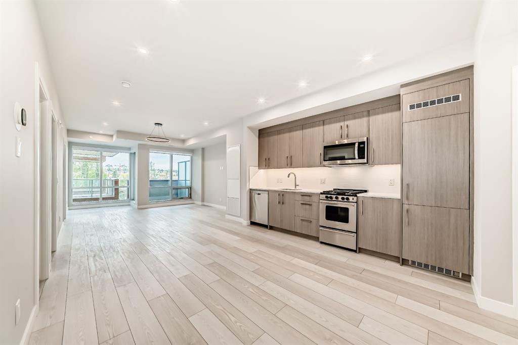 Third View of 325, 110 18A Street NW, West Hillhurst, Calgary, Alberta, T2N5G5