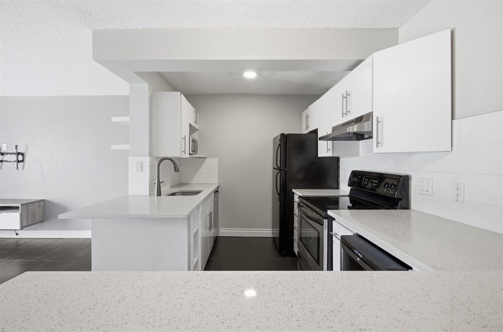 Third View of 505, 1330 15 Avenue SW, Beltline, Calgary, Alberta, T3C 3V3