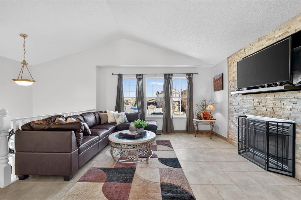 Fifth View of 131 Covepark Place NE, Coventry Hills, Calgary, Alberta, T3K 6A1