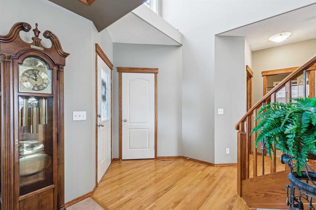 Third View of 63 Evergreen Heights SW, Evergreen, Calgary, Alberta, Y2Y3A6