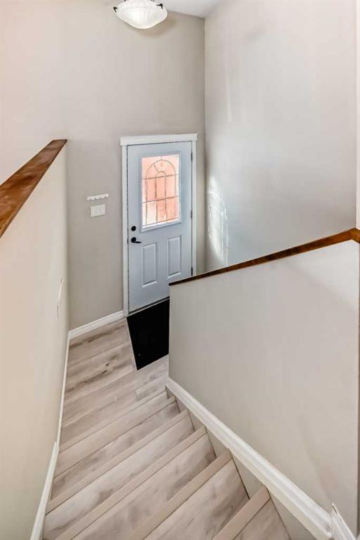 Third View of 33 Meadowlark Boulevard N, Park Meadows, Lethbridge, Alberta, T1H4R4