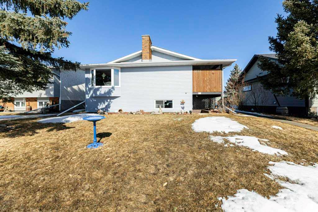 Third View of 5021 61 AvenueClose , North End, Ponoka, Alberta, T4J1E7