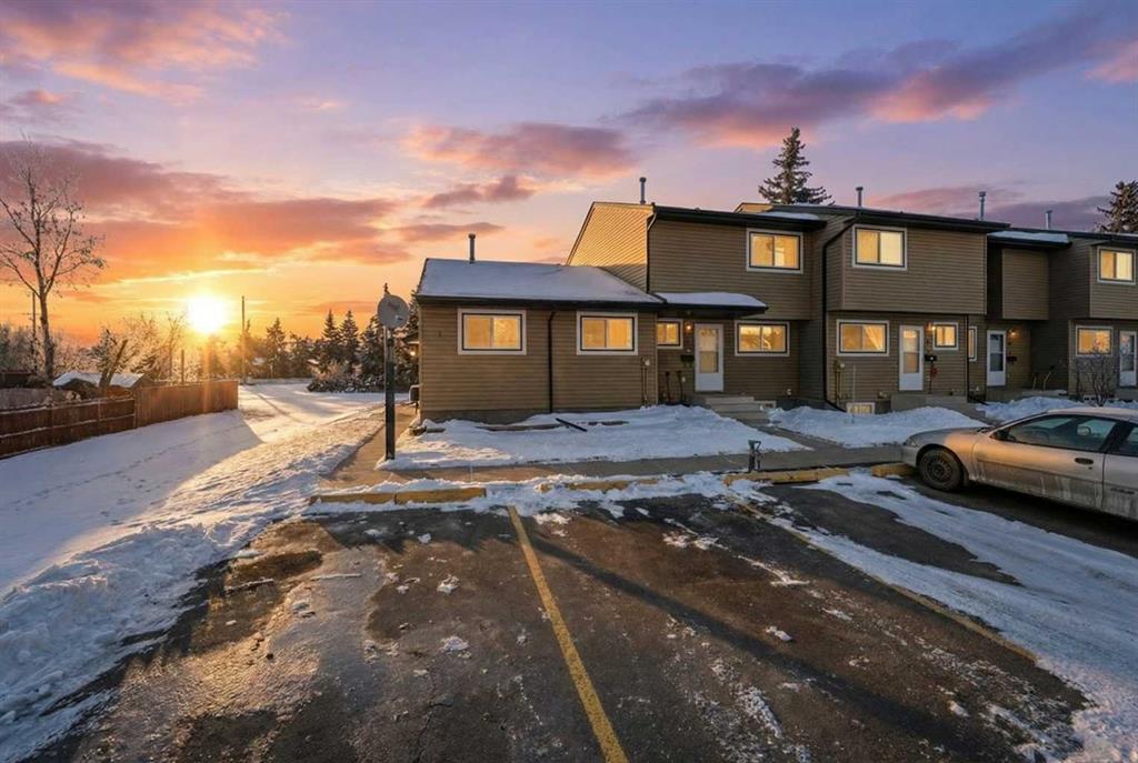 1, 96 Holmes Street , A2288471, Alberta,