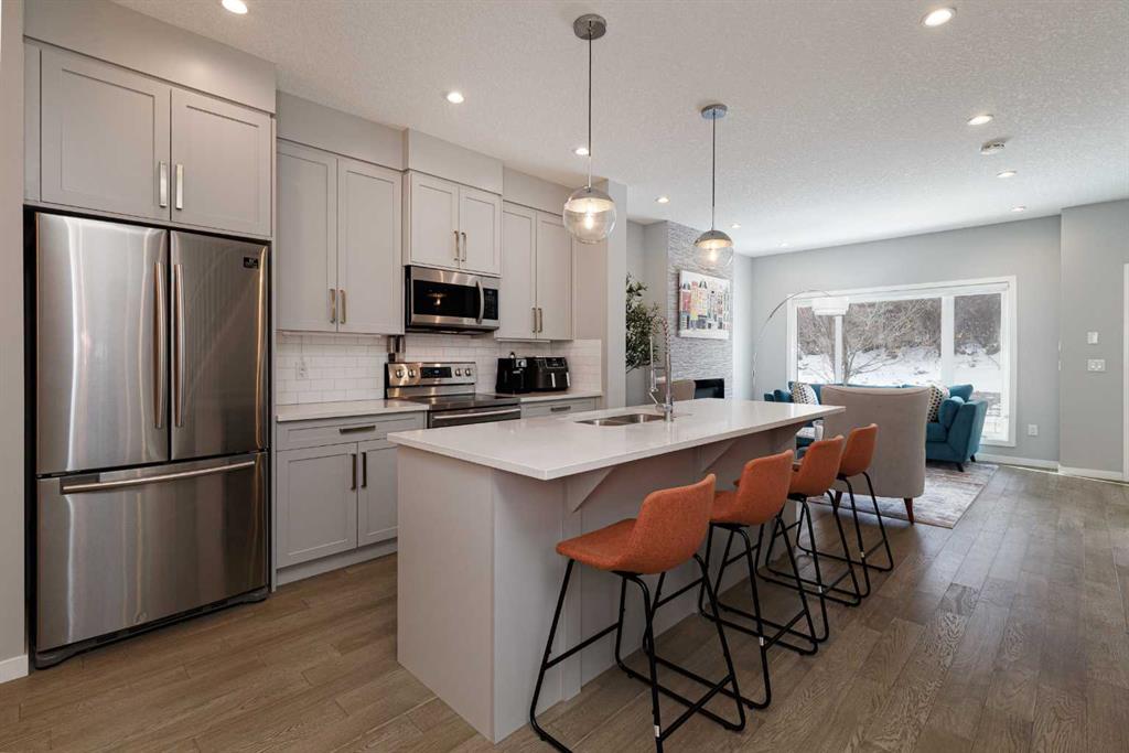 Third View of 3304 2 Street NE, Highland Park, Calgary, Alberta, T2E 3H3