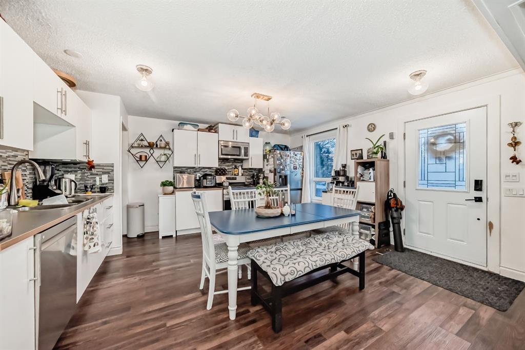 Third View of 131 Huntstrom Drive NE, Huntington Hills, Calgary, Alberta, T2K5V6