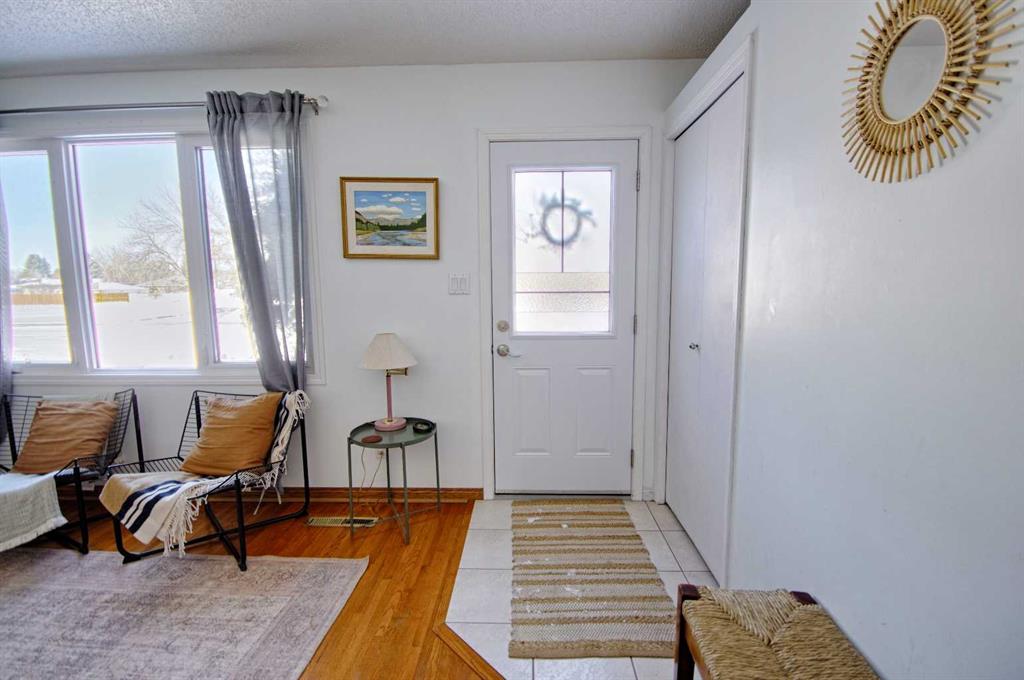 Third View of 2306 15 Avenue S, Agnes Davidson, Lethbridge, Alberta, T1K 0X6