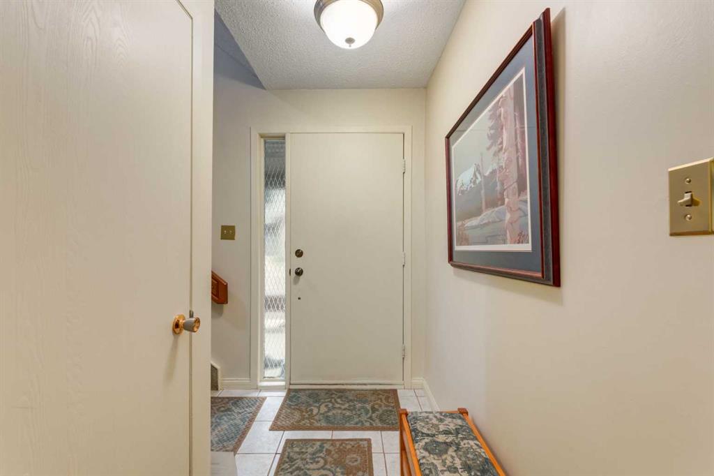 Fourth View of 59, 10030 Oakmoor Way SW, Oakridge, Calgary, Alberta, T2V 4S8