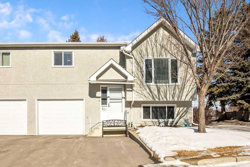 201 Fairway Drive NW, A2288579, Alberta,