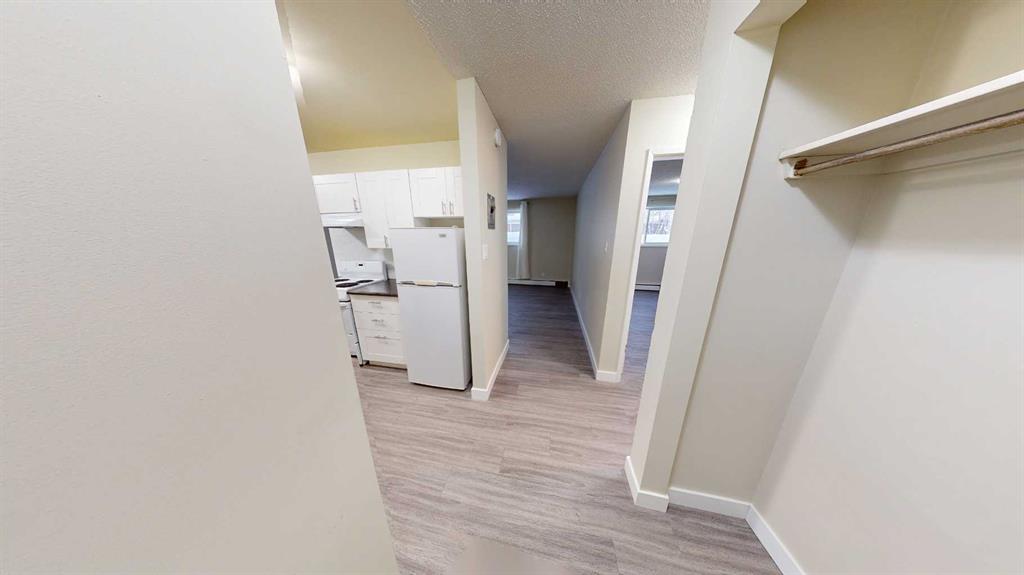 Fifth View of 107, 9807 108 Avenue , VLA Montrose, Grande Prairie, Alberta, T8V1N5