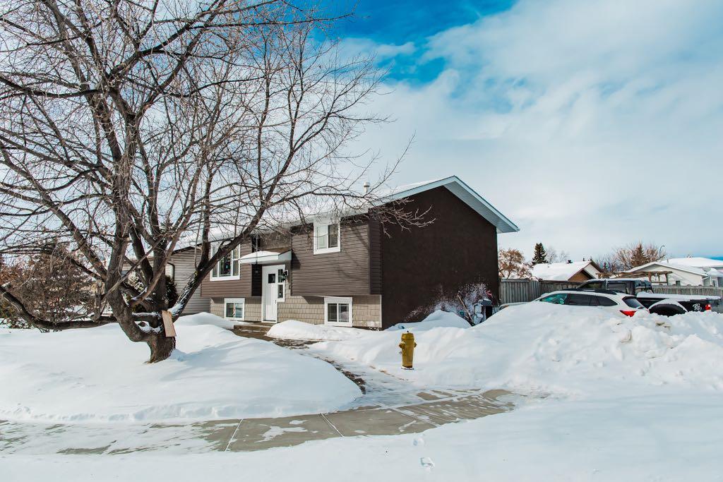 Third View of 9302 70A Avenue  , South Patterson Place, Grande Prairie, Alberta, T8V 6C9