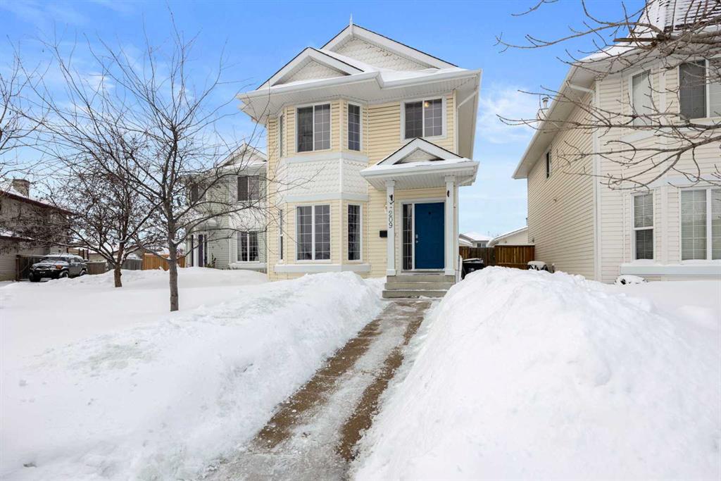 209 Pickles Crescent , A2288698, Alberta,