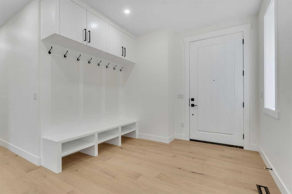 Fifth View of 18 South Shore Road , South Shores, Chestermere, Alberta, T1X 2Y4